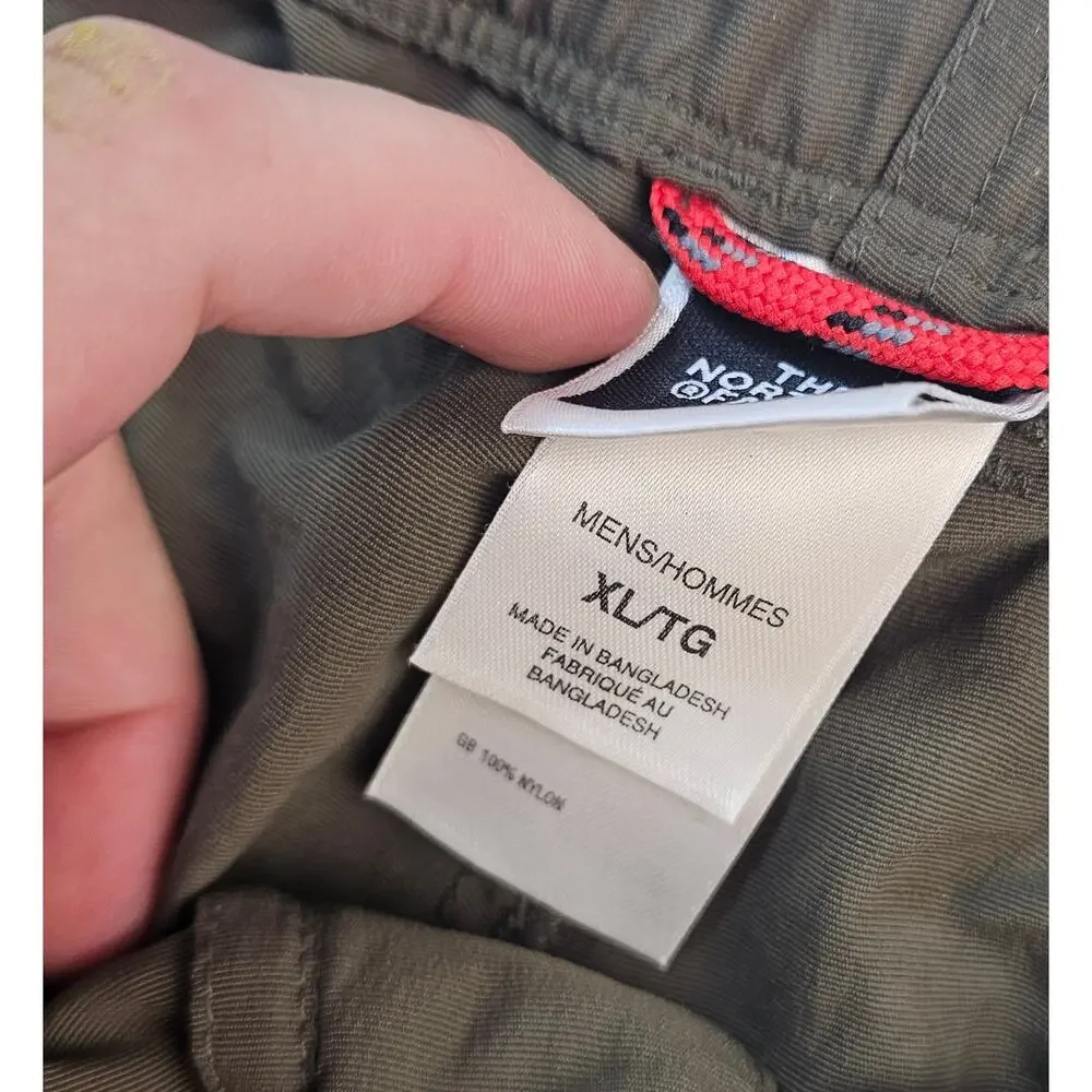 The North Face green khaki convertible packable hiking pants sz XL w/ belt nylon